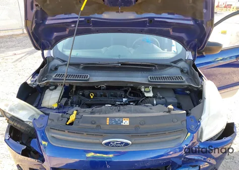 2013 Ford Escape S from USA, damaged, VIN 1FMCU0F71DUC08971